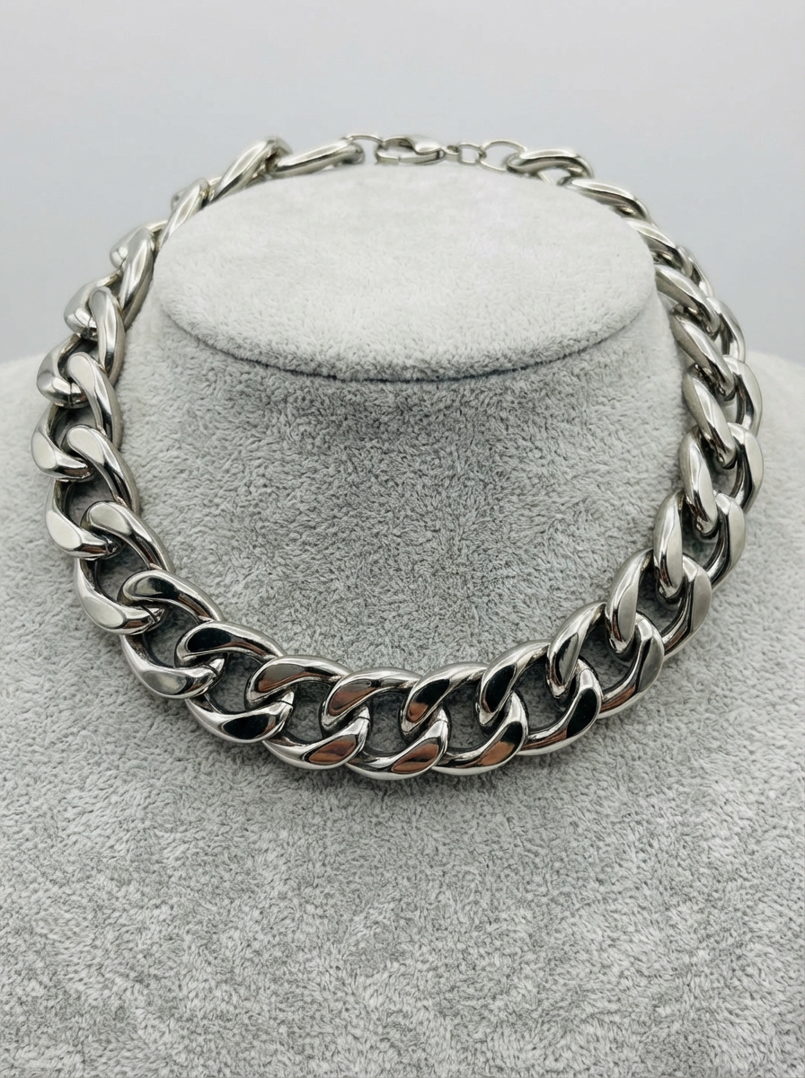 Rebel Chunky Link Choker